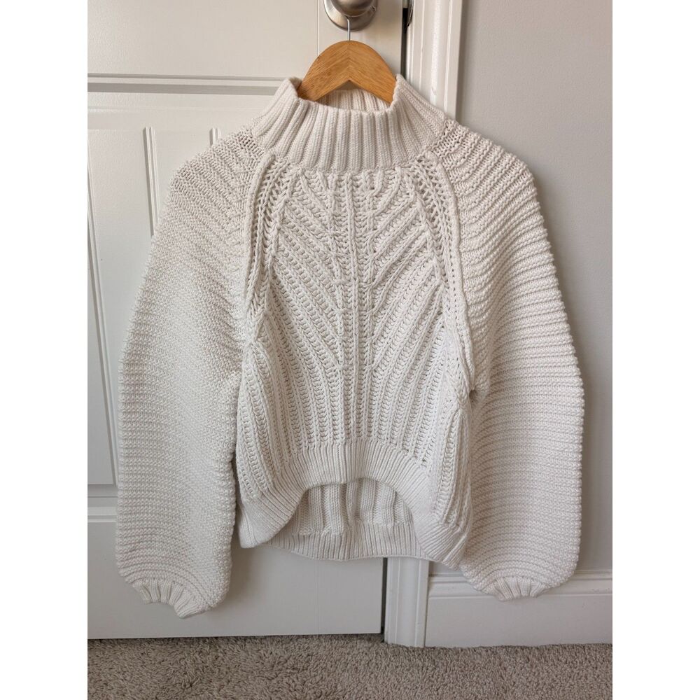 Free People Cable knit Sweater - medium